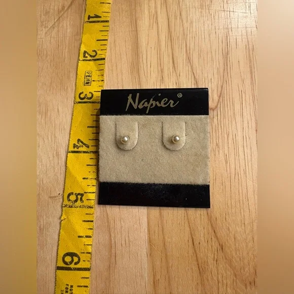 Vintage Napier Faux Pearl Stud Earrings - Picture 3 of 4